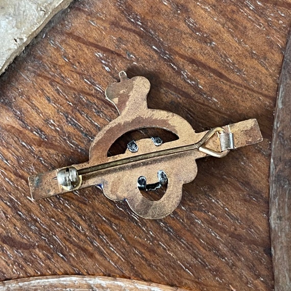 Vintage Gold Tone Enamel Shield Pin Brooch Badge … - image 3