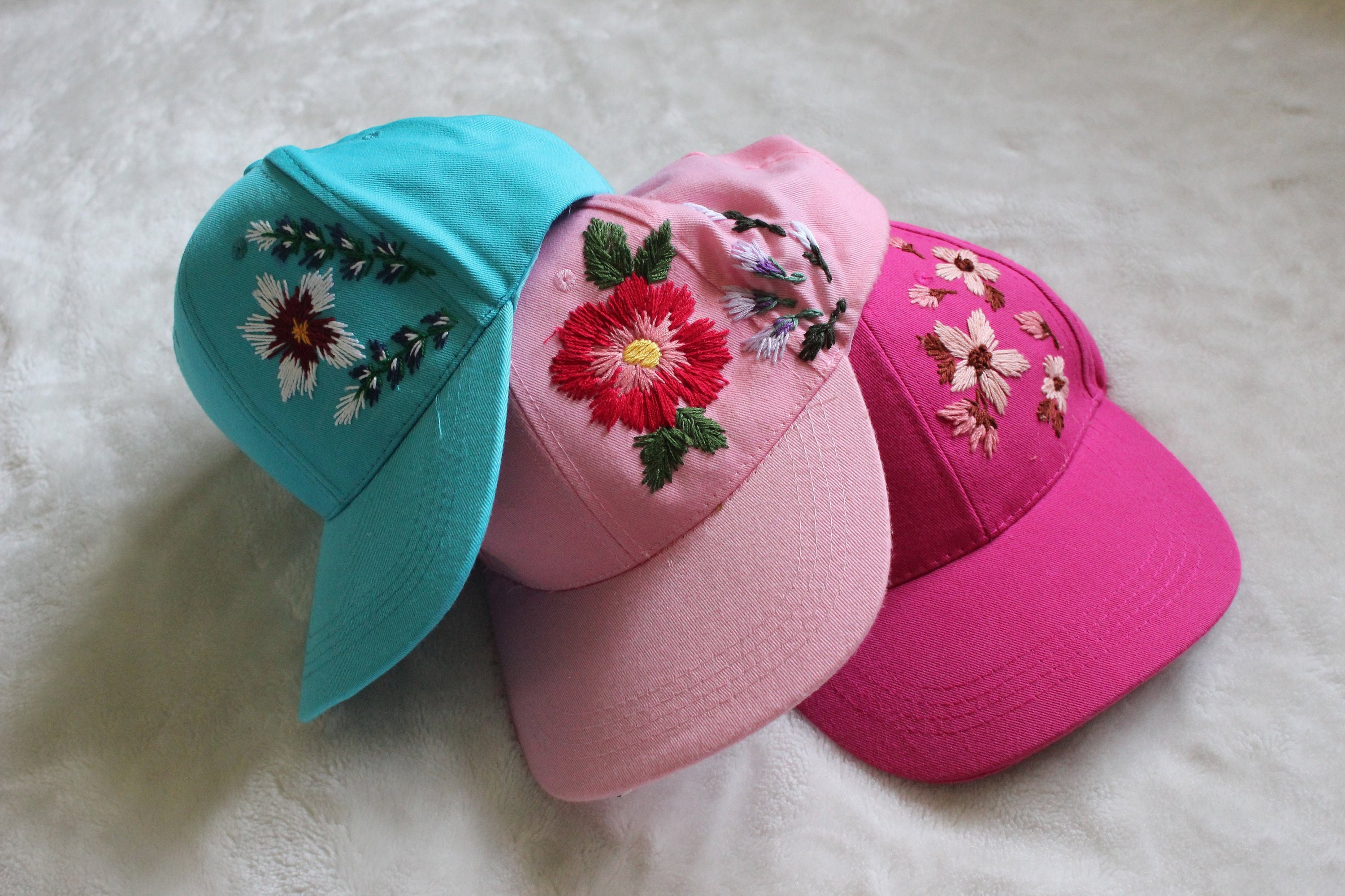 Get Machine Embroidery Lace Hat PNG Pictures