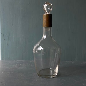 Carafe à liqueur ancienne 1900 gravée image 6