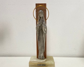 Vierge en étain sur socle en marbre ,vintage