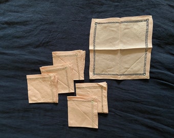 6 napperons ,serviettes à thé ,lin vintage