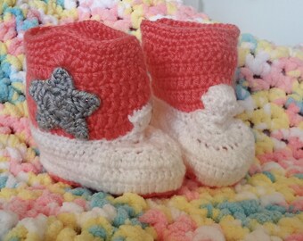 Cowgirl Crochet Booties - Baby shoes/crib shoes. Pink, White and Silver