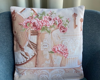 Floral Tapestry Cushion Cover: Vintage Style Throw Pillow (17")