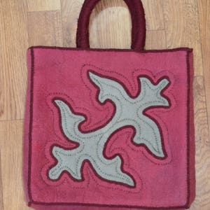 Natural felt bag, womens bag, size:  width - 32 cm, height - 32 cm, thickness -  6 cm.