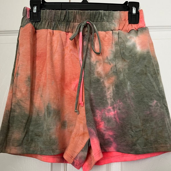 mens tie dye short