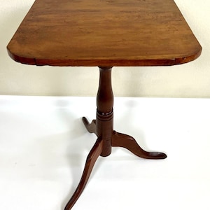 Antique Queen Anne Cherry Candle Stand Pedestal Table