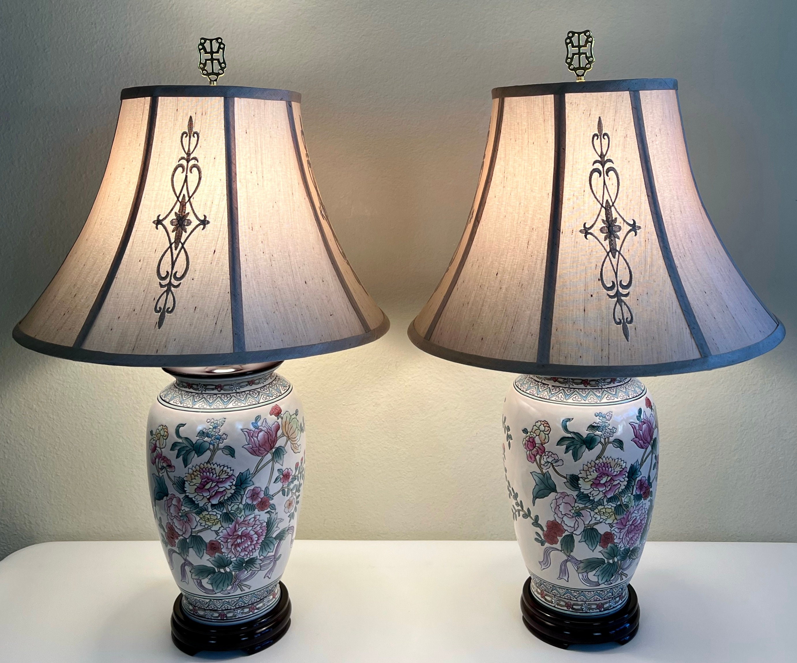 Downton Interiors Large Grey Chinese Oriental Ceramic Table Lamp Blue
