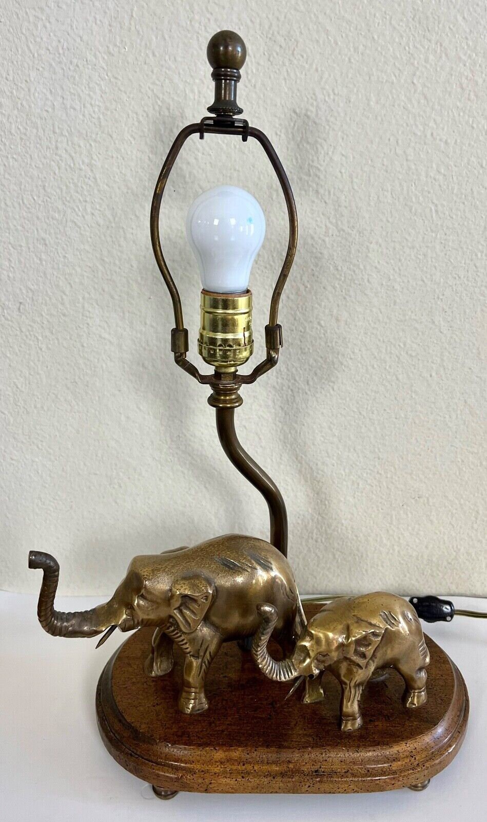 Antique brass cheap elephant lamp