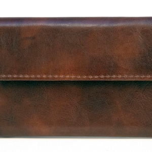 Cartera de mujer de piel o gamuza color marrón con diseño de acuarela, tamaño grande