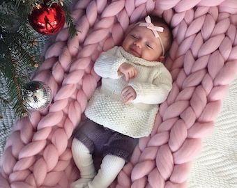 CHUNKY KNIT baby blanket, 100% merino wool. Handmade in the USA. Ready for shipping in 1-3 business days.