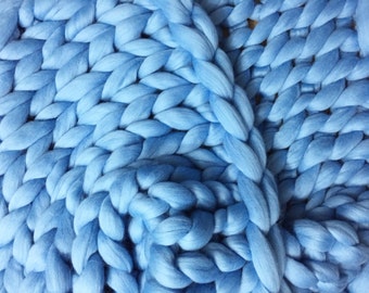 Chunky KNIT BLANKET . HandMade in the USA. 100% merino wool. Size 34x66 inches. Available in different colors . Ships in 3-5 business days.