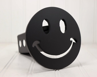 Cubierta de enganche con cara sonriente en negro mate: compatible con receptores de enganche de 2"