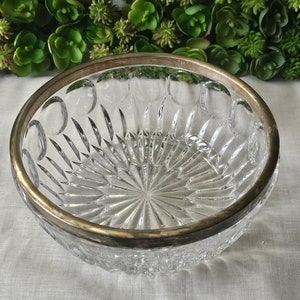 Vintage Large Heavy Crystal cut glass 8&quot; fruit salad candy grannycore decor Bowl Starburst with silver-plated Rim