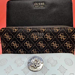 Nueva cartera/bolso de mano con cremallera GUESS - Quatro G Logo Brown / Black Little Paris / Sky Blue Logo Dayane