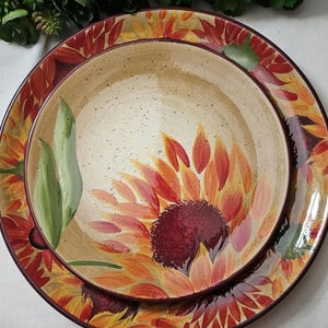 New Set Pfaltzgraff hand-painted floral &quot; Evening Sun &quot; ceramic Dinner and Salad Plate Sunflower decorative plates