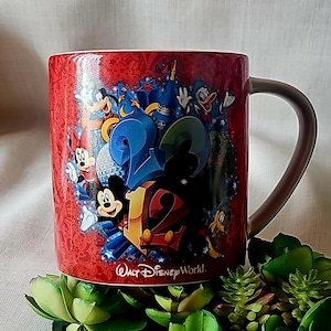 2012 Disney World Mickey and MINNIE MOUSE red ceramic Mug 12 oz. image 1