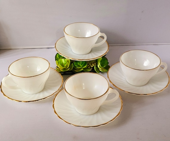 Vintage Set of 4 Anchor Hocking Suburbia Cup and Saucer Milk Glass 