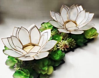 Par de portavelas de concha de capiz Lotus, hechos a mano en Filipinas.