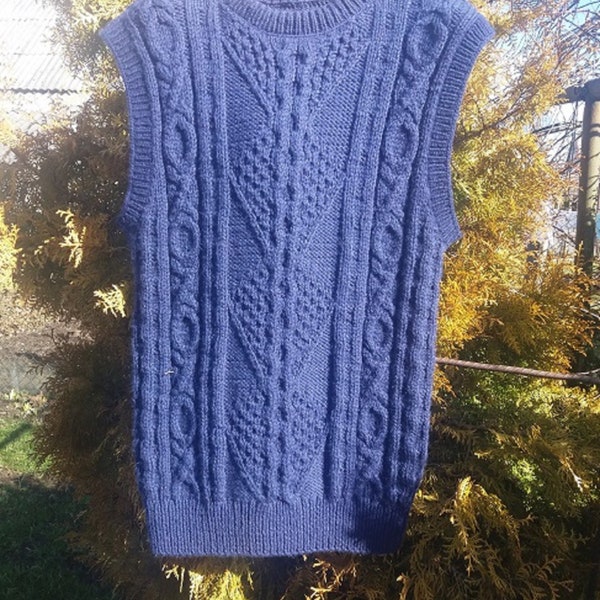 Hand gestrickte blaue Weste für Männer. leichte Trageweste. S-M-L-XL-XXL. Alpaka, Wolle, erhältlich 40 Farben. Auf Bestellung gefertigt.