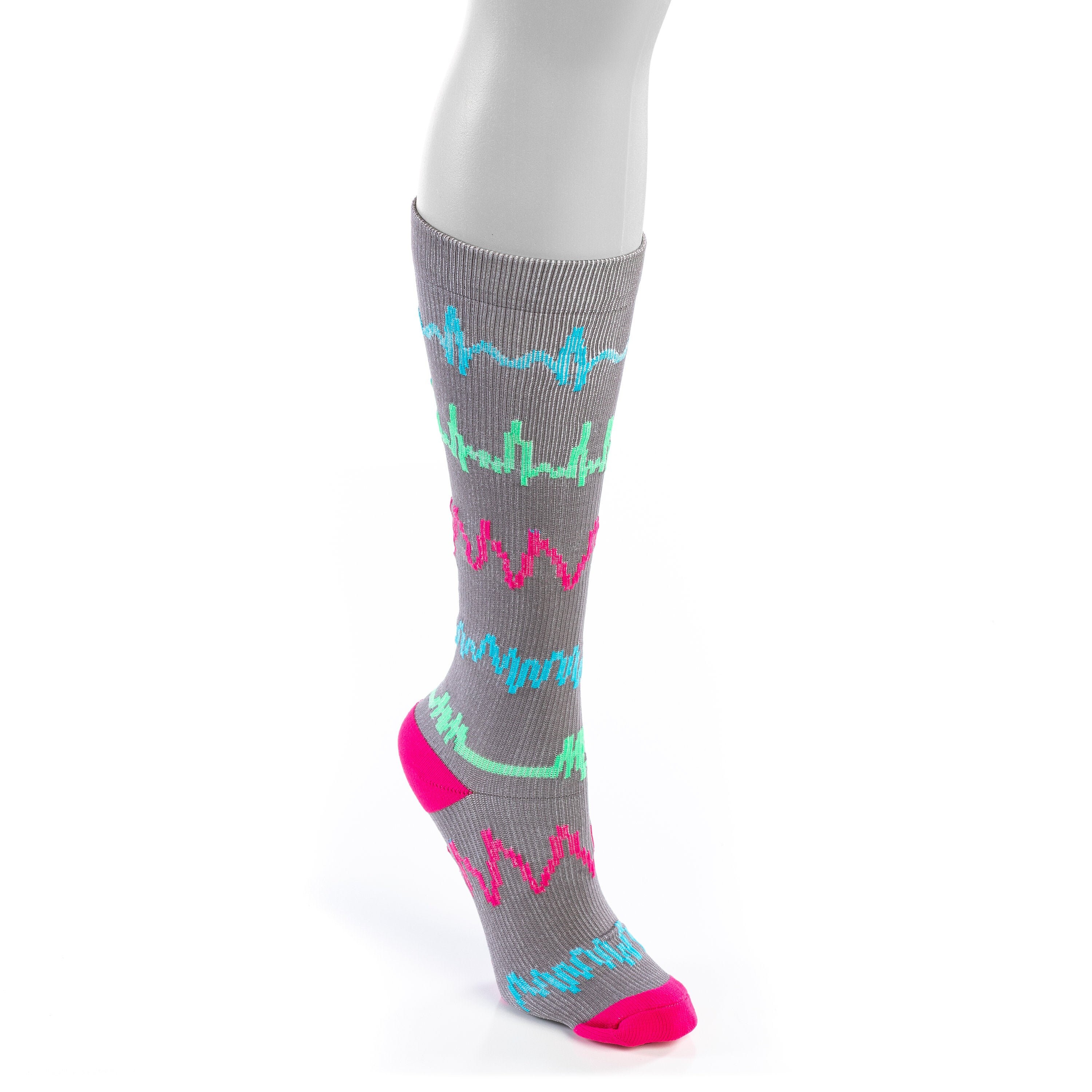 Chaussettes de compression motifs Cœurs - La Boutique Des Infirmières