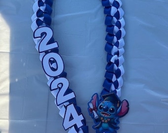 Graduation Stitch Lei