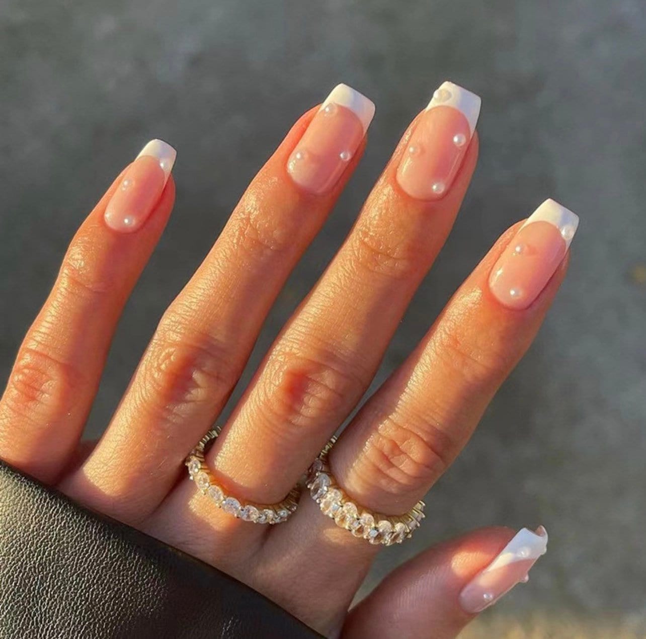 24 Pc Nail Kit Glossy White French Tip With Ball Nail Art - Etsy UK 24 Pc Nail Kit Glossy White French Tip With Ball Nail Art - Etsy UK