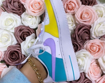 Nike Air Force 1s Retro Sneakers