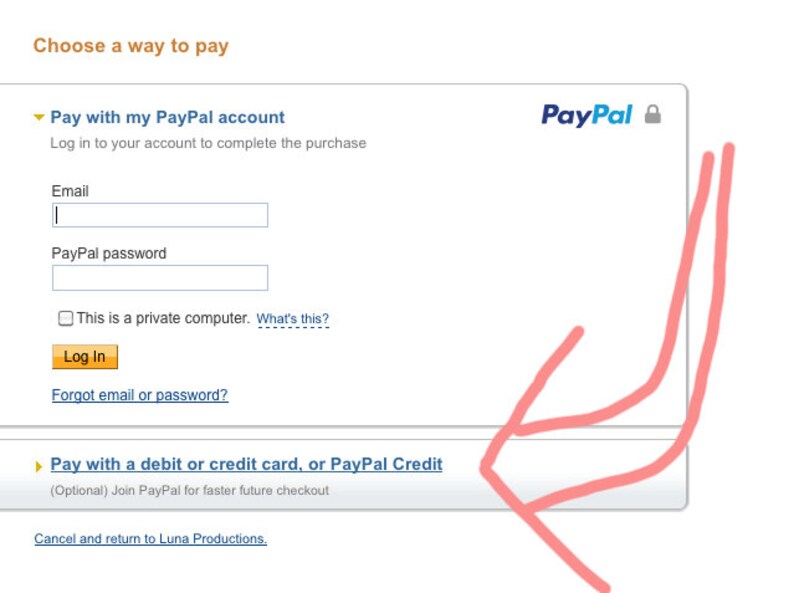 Może przedstawiać: Zrzut ekranu strony płatności PayPal z możliwością płatności za pomocą konta PayPal lub karty debetowej lub kredytowej. Na stronie wyświetlany jest tekst "Zapłać za pomocą mojego konta PayPal" i "Zapłać kartą debetową lub kredytową, lub PayPal Credit". Użytkownik może zalogować się na swoje konto PayPal lub wprowadzić sw&oacute;j adres e-mail i hasło, aby zakończyć zakup.