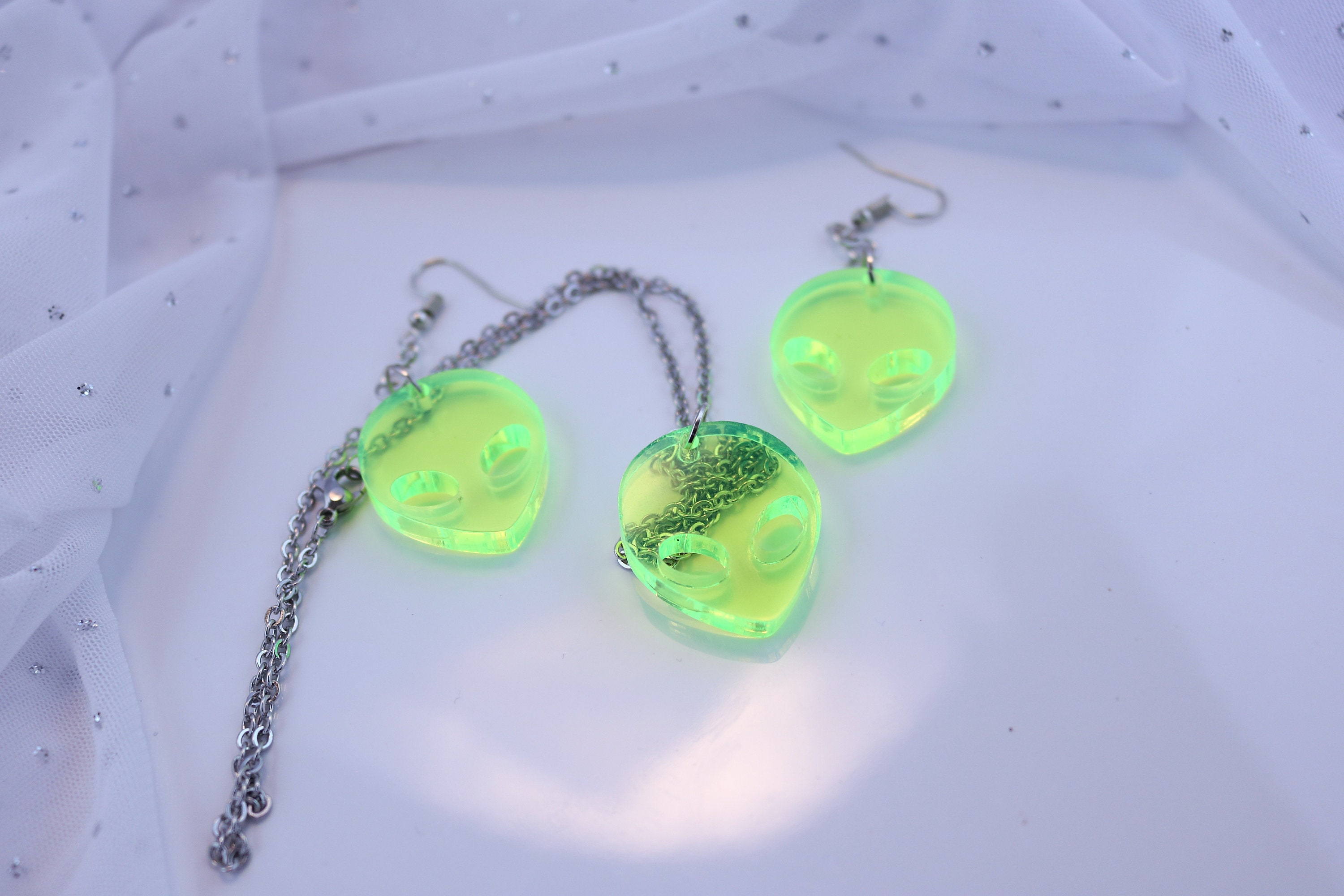 Alien Necklace - Etsy