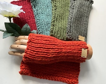 Orange, red or green super chunky wrist warmers / arm warmers, 100% natural fibres, alpaca and wool, for men or women, with hole for thumb