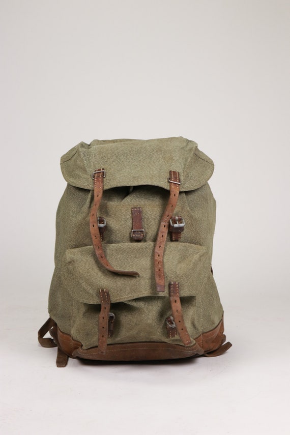 RARE 1960s Small Swiss Army Backpack Gem