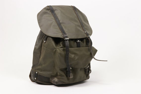 1980s Green, Waterproof Swiss Army rucksack 80's Swiss Military Backpack 