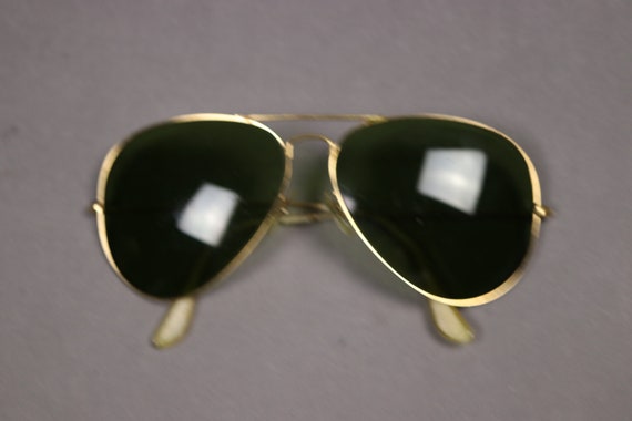 Rare ray ban sun glasses