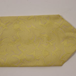 vintage  VERSACE Pale Yellow Silk Tie