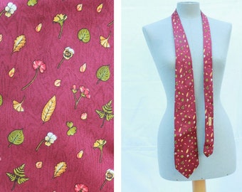 HERMES Red Floral Leafs Theme Silk Tie