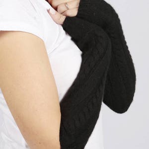 Black pure cashmere cable knit wrist warmers gloves