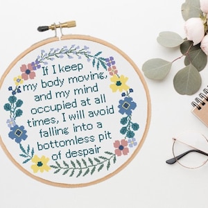 Patrón de punto de cruz de 11 pulgadas Si mantengo mi cuerpo en movimiento Parks y Rec Chris Traeger Cita divertida Decoración del hogar PDF Descargar imprimible
