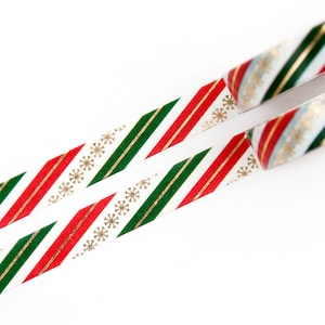 Vakantiestrepen 10 mm x 10 m goudfolie washitape - strepen van rood en groen en gouden sneeuwvlokken - kerstdecoratie - Swedish Design by Willwa