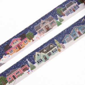 Kerstdorp 15 mm x 10 m washitape - schattige huisjes met kerstverlichting en decoratie - winternachtscène - Swedish Design by Willwa