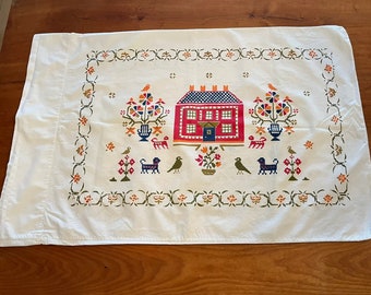 Pair “Sampler” Pillowcases