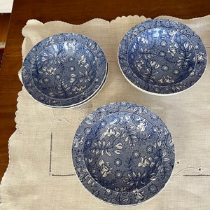 Vtg 6 Royal Tudor Ware Bowls Blue White England -set of 6