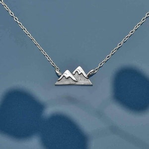 Mountain necklace 18 inch