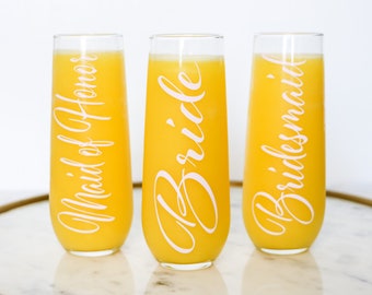 Champagneflöjter till brudparet - Champagneflöjt till brudtärna - Champagneflöjt utan stjälk - Brudparet - Bröllop