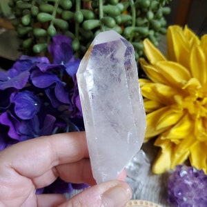 Clear quartz crystal point, 3.75 oz, extra quality, meditation, altar decoration, crystals, healing crystals, natural crystal, #J19