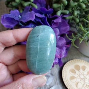 Garnierite palm stone, 1.75 oz, worry stones, good luck stone, self love crystals, healing crystals, heart chakra, #86
