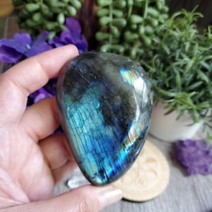 Labradorite palm stone, large, worry stone, crystals, pocket stones, chakra stones, natural stone, spiritual, stress relief, #9