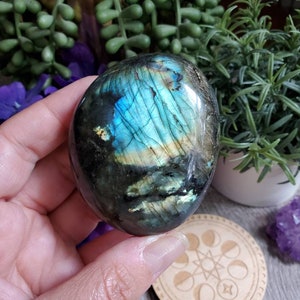 Labradorite palm stone, large, worry stone, crystals, pocket stones, chakra stones, natural stone, spiritual, stress relief, #4