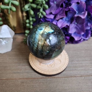Labradorite sphere 57mm, 9.5 oz, extra quality, labradorite ball, crystals, natural stone, altar decoration, protective stone #S39