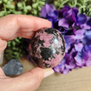 Rhodonite palm stone, large tumbled stone, crystals, healing crystals, heart chakra, chakra stones, #10