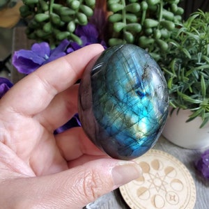 Labradorite palm stone, large, worry stone, crystals, pocket stones, chakra stones, natural stone, spiritual, stress relief, #5